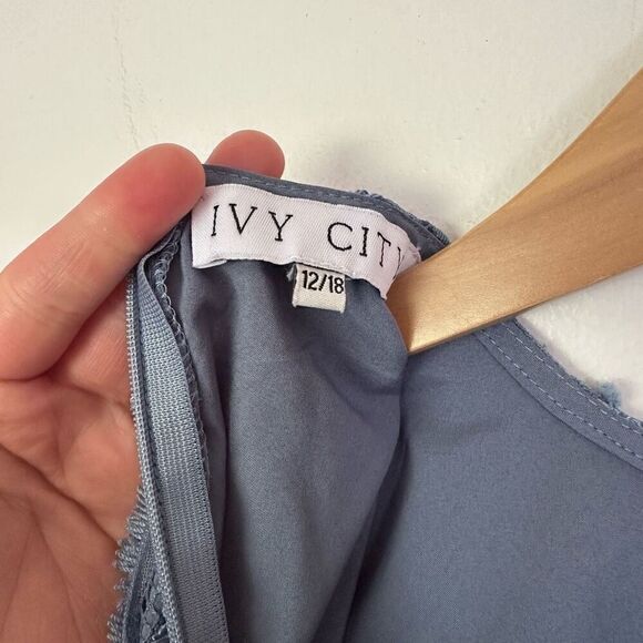 Ivy City Co Mommy and Me Mini Misty Blue Island Textured Pleated Short-sleeve Mi - Picture 12 of 13